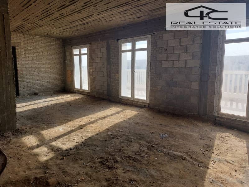 8 WhatsApp Image 2025-10-28 at 4.18. 59 AM. jpeg