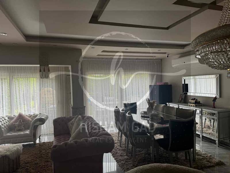 6 273e9d34-1a69-4c71-a344-595ee92c8006. jpg