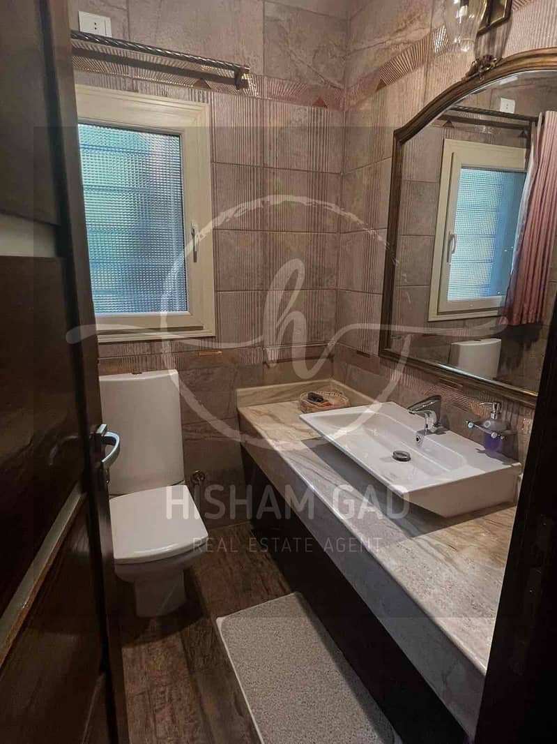 5 3e1e5178-c55a-498e-89a3-4178aa74e879. jpg