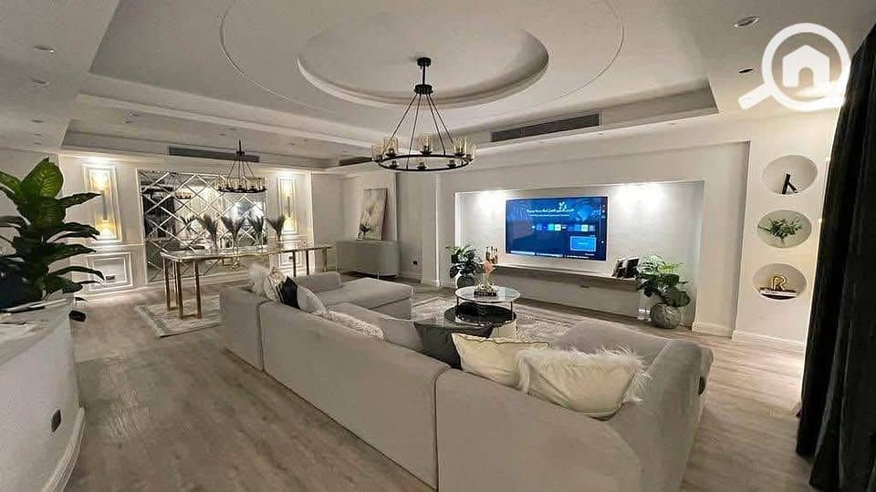 12 a02ed0d3-c144-4aef-805d-e52ddf30afd7. jpg