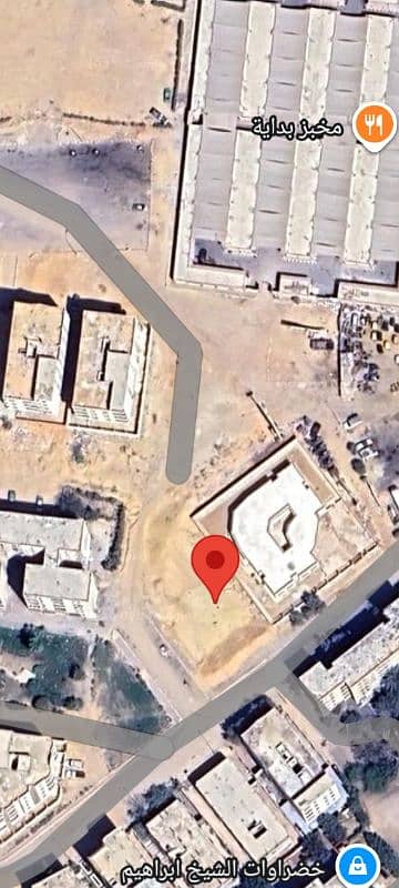 Industrial for Sale in Badr City, Cairo - أرض للبيع خدمات سيارات