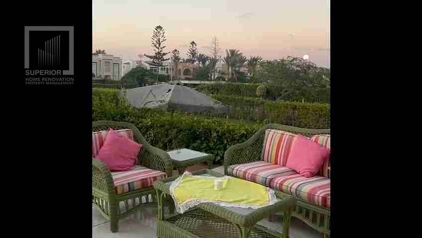 6 1000383586_frame_51. jpg