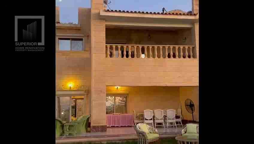 12 1000383586_frame_86. jpg