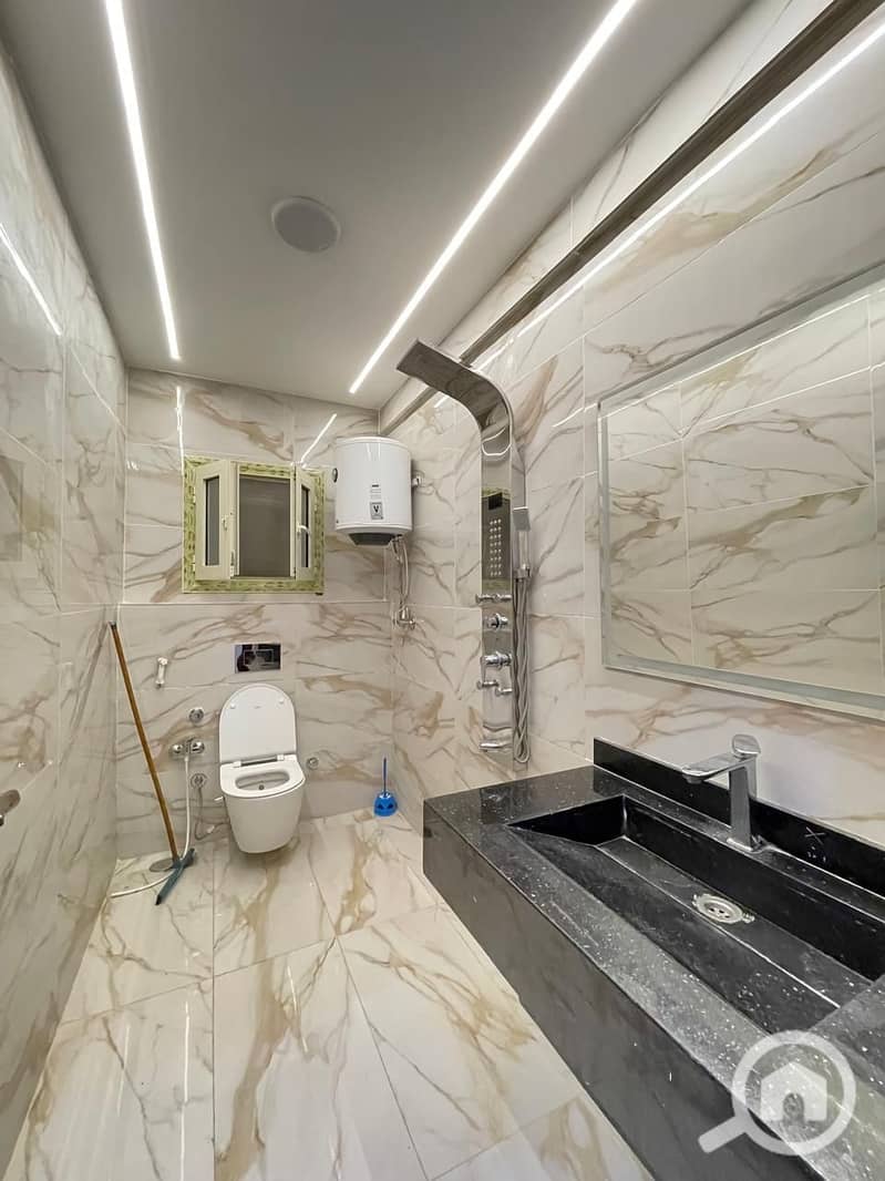 9 WhatsApp Image 2025-10-31 at 22.51. 08_b1b02b7c. jpg