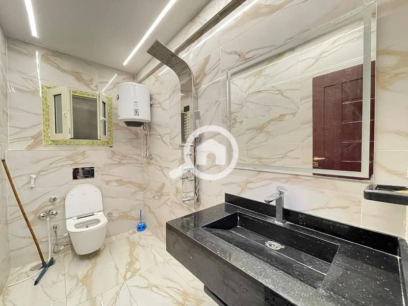 10 WhatsApp Image 2025-10-31 at 22.51. 09_6a8f3b5d. jpg