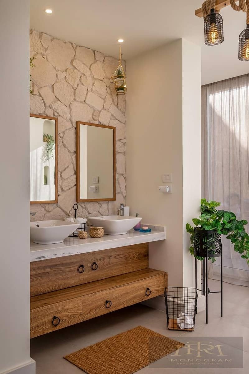 14 cfc54c62-18cc-4467-8d87-ccf519e5d5b7. jpeg