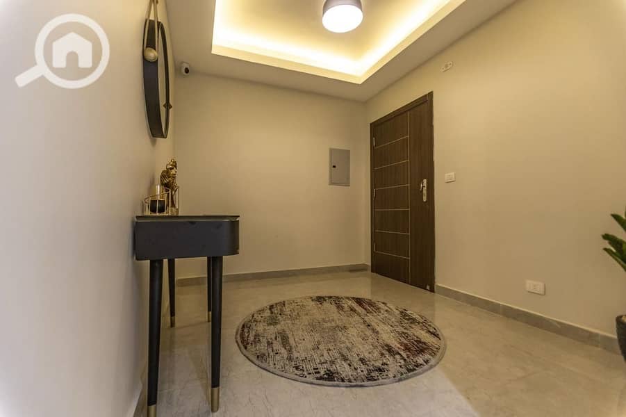 5 WhatsApp Image 2025-10-01 at 17.13. 26_ea2e18d7. jpg