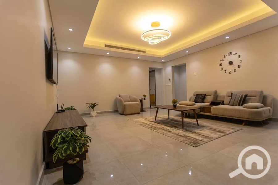 7 WhatsApp Image 2025-10-01 at 17.13. 31_3815e89d. jpg