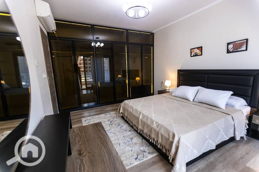 10 WhatsApp Image 2025-10-01 at 17.13. 28_4c3aa6f7. jpg