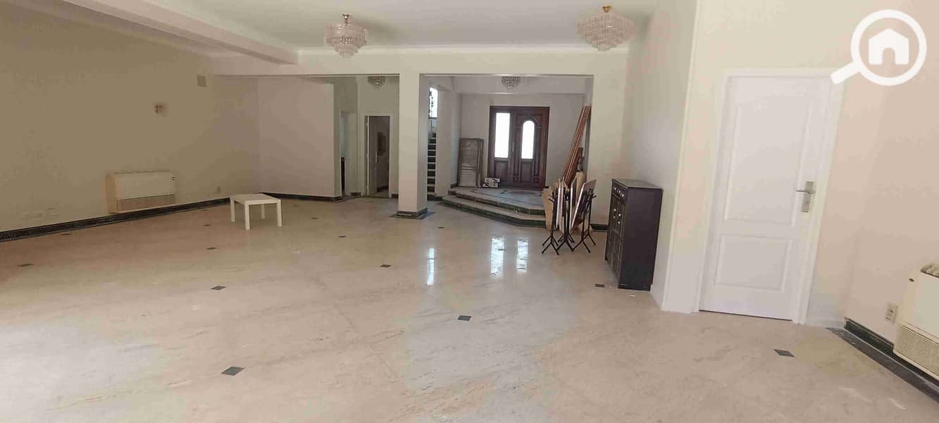 12 IMG_٢٠٢٥٠٩٢٧_١٢٢٥٣٧. jpg