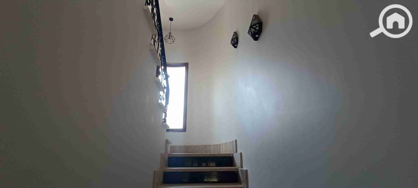 17 IMG_٢٠٢٥٠٩٢٧_١٢٢٤٥٩. jpg