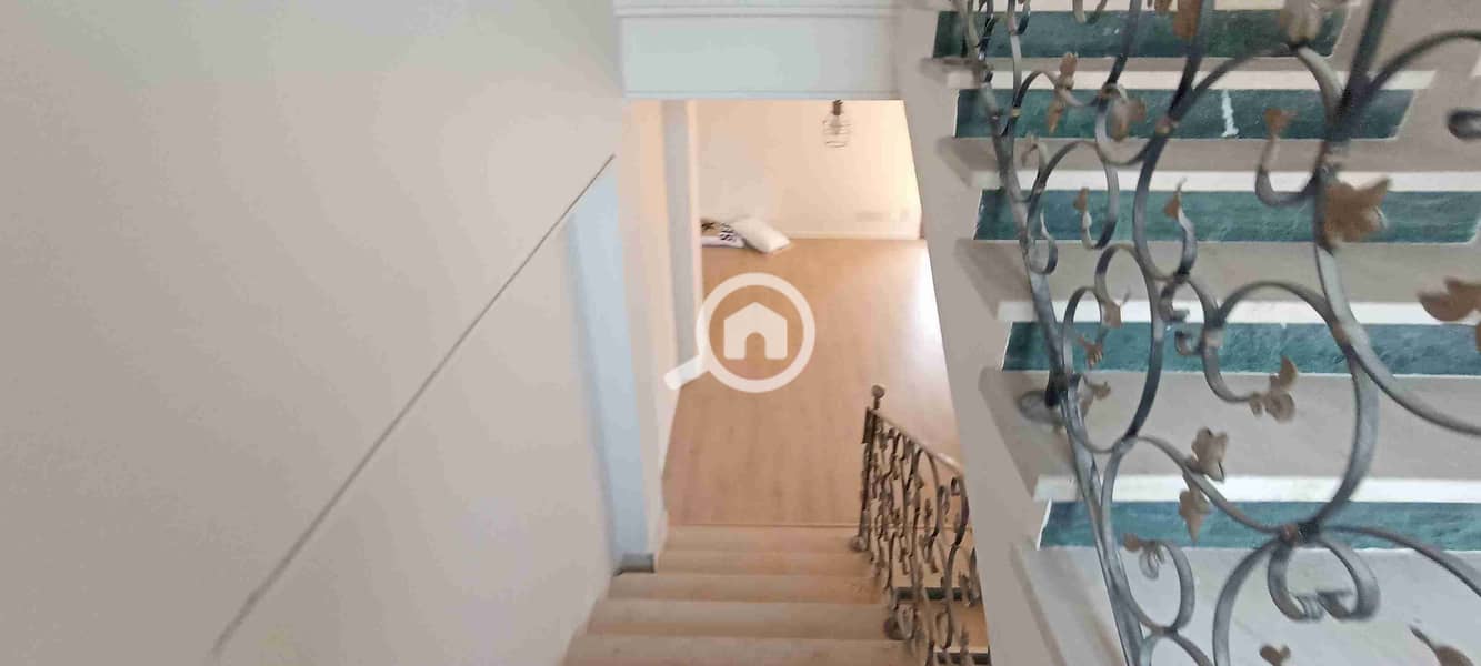 31 IMG_٢٠٢٥٠٩٢٧_١٢٢٣٢٣. jpg