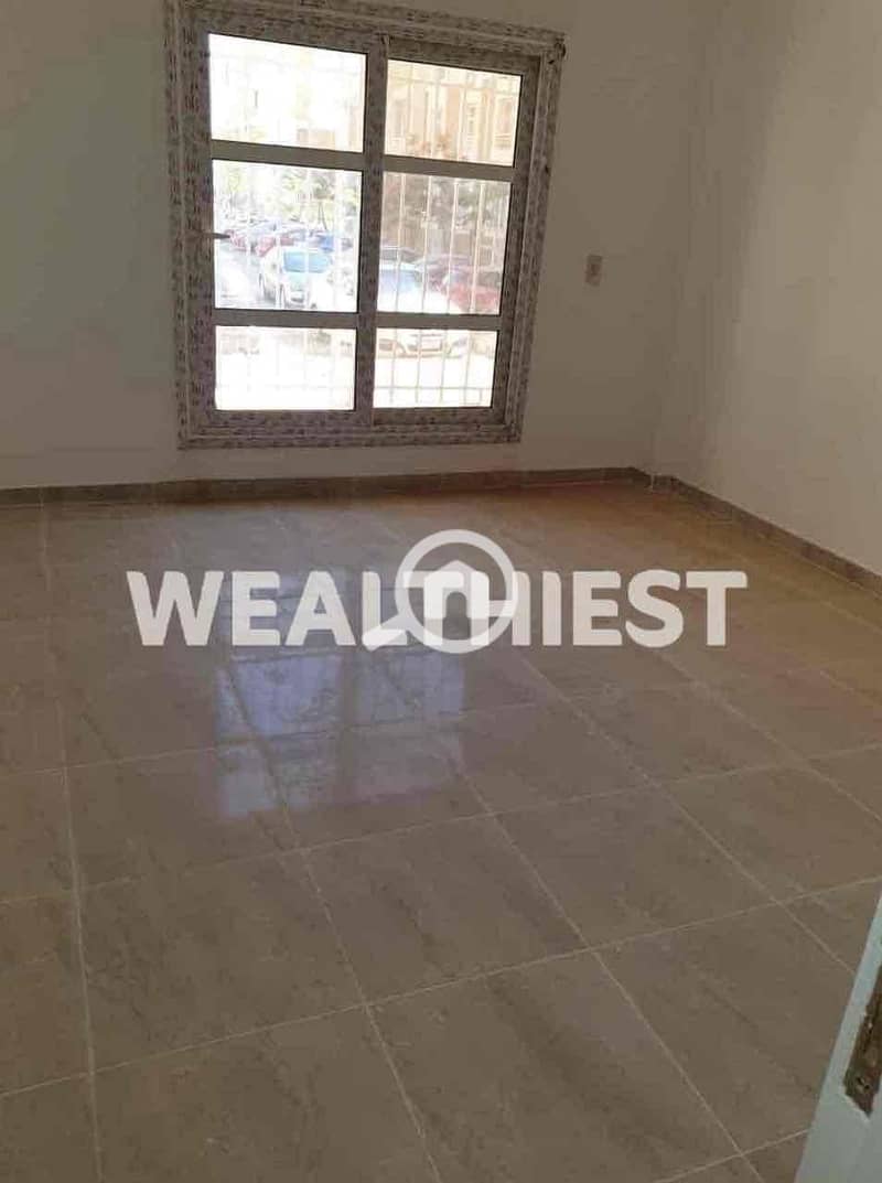 3 a98091a1-9f70-4206-9b57-ab51e7ce0413. jpg