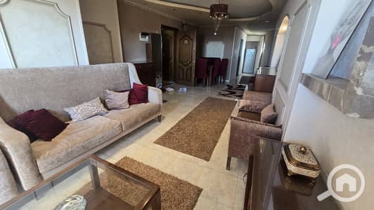 شقة 3 غرف نوم للايجار في محطة الرمل، الإسكندرية - WhatsApp Image 2025-11-03 at 2.53. 32 PM. jpeg