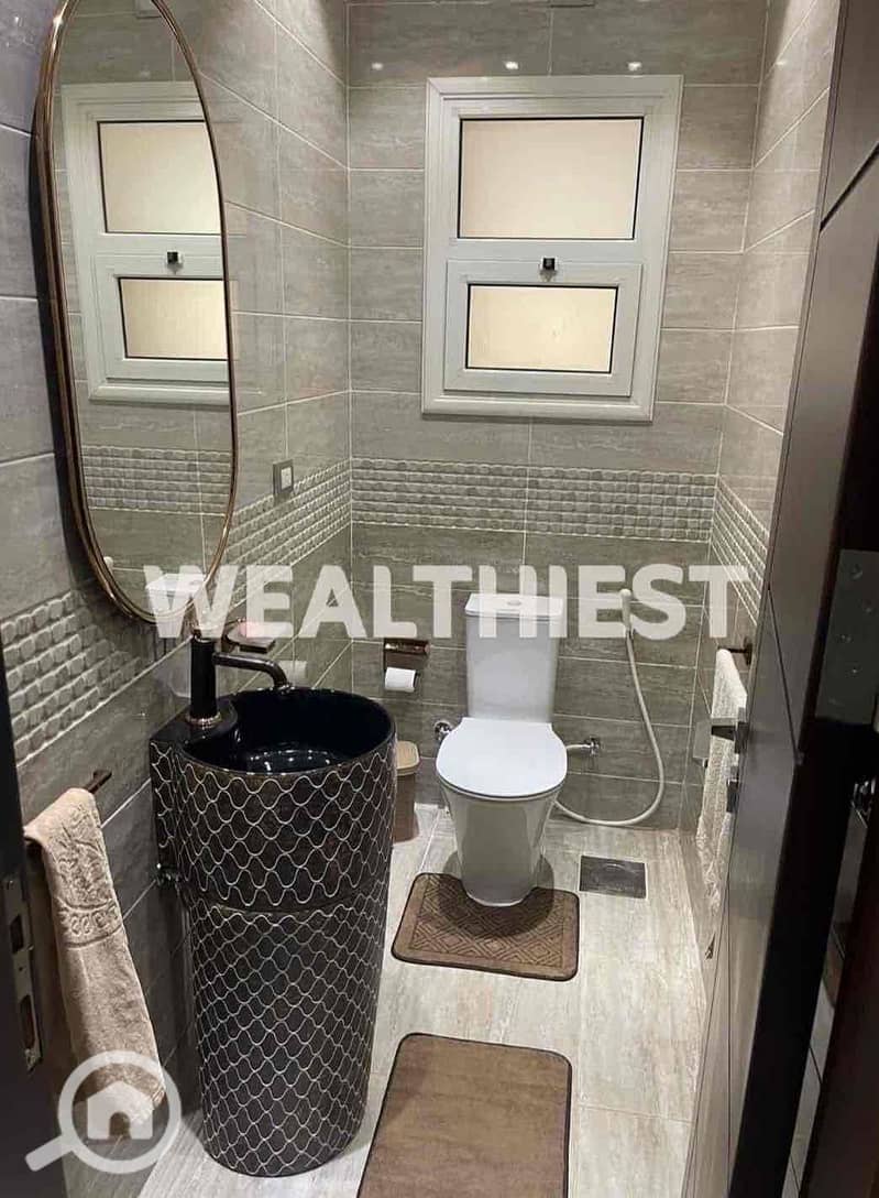 7 9750b596-6e36-46ee-b445-38e6a8689e41. jpg