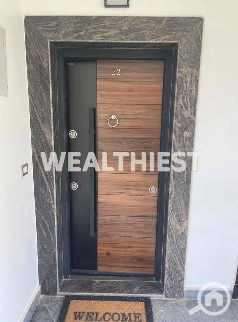 8 7018903b-29ee-4f6a-a345-8d24d51e464c. jpg