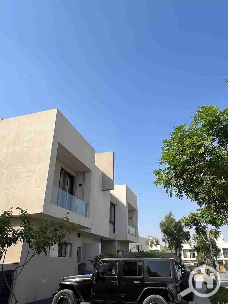 2 IMG_20251010_185644_126. jpg