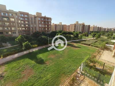 3 Bedroom Flat for Sale in Shorouk City, Cairo - 1540a5b1-b246-4f86-b7d1-eac6f760e622. jpg 3 Bedroom Flat for Sale in Shorouk City, Cairo - 1540a5b1-b246-4f86-b7d1-eac6f760e622. jpg