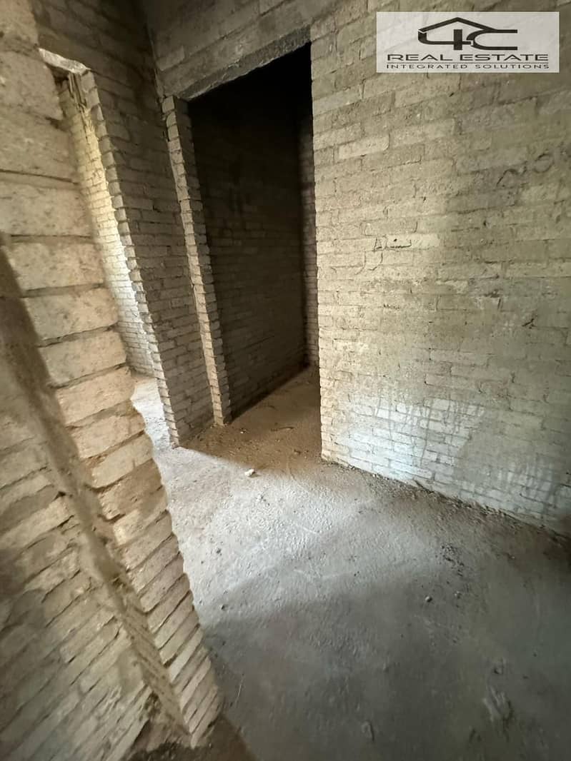 5 WhatsApp Image 2025-01-03 at 8.50. 49 PM (1). jpeg