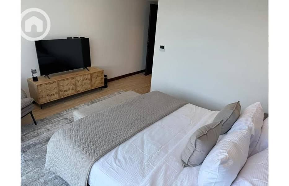 3 506713779_1055985453157453_716513716646243737_n. jpg