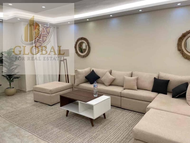 5 e6a4069e-377b-4ed4-a3da-63be48f43ebb. jpg