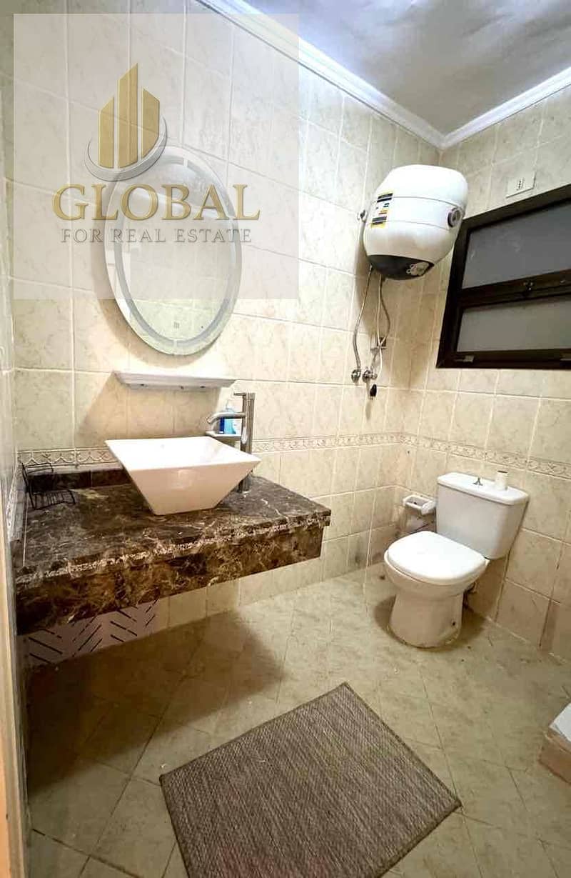 15 7ad239cd-b903-49c8-8c54-99c1fbcd44a1. jpg