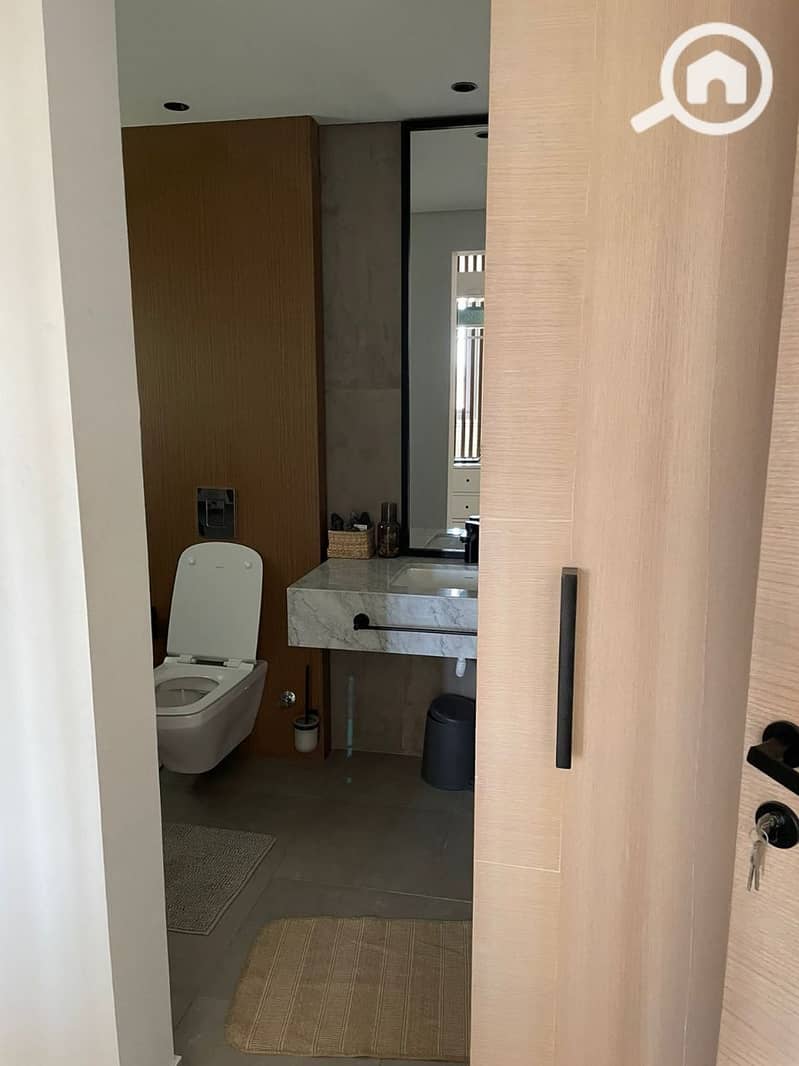 4 photo_2025-03-07_22-52-32. jpg