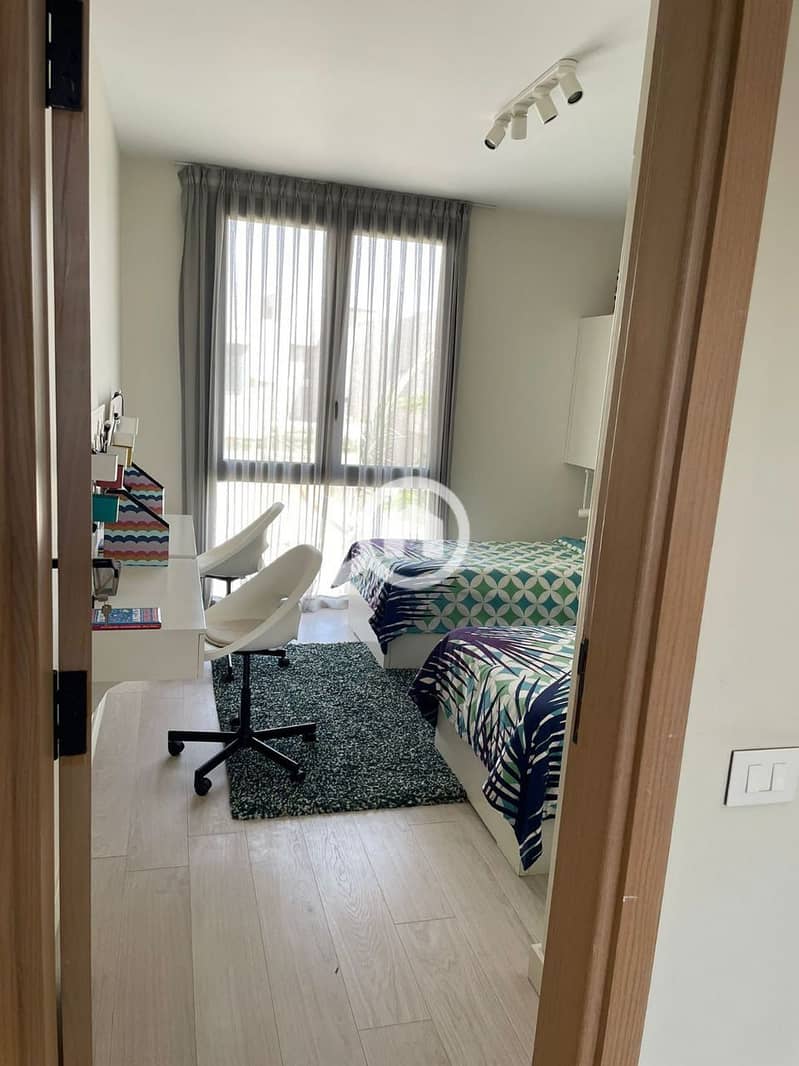 8 photo_2025-02-11_19-47-37. jpg