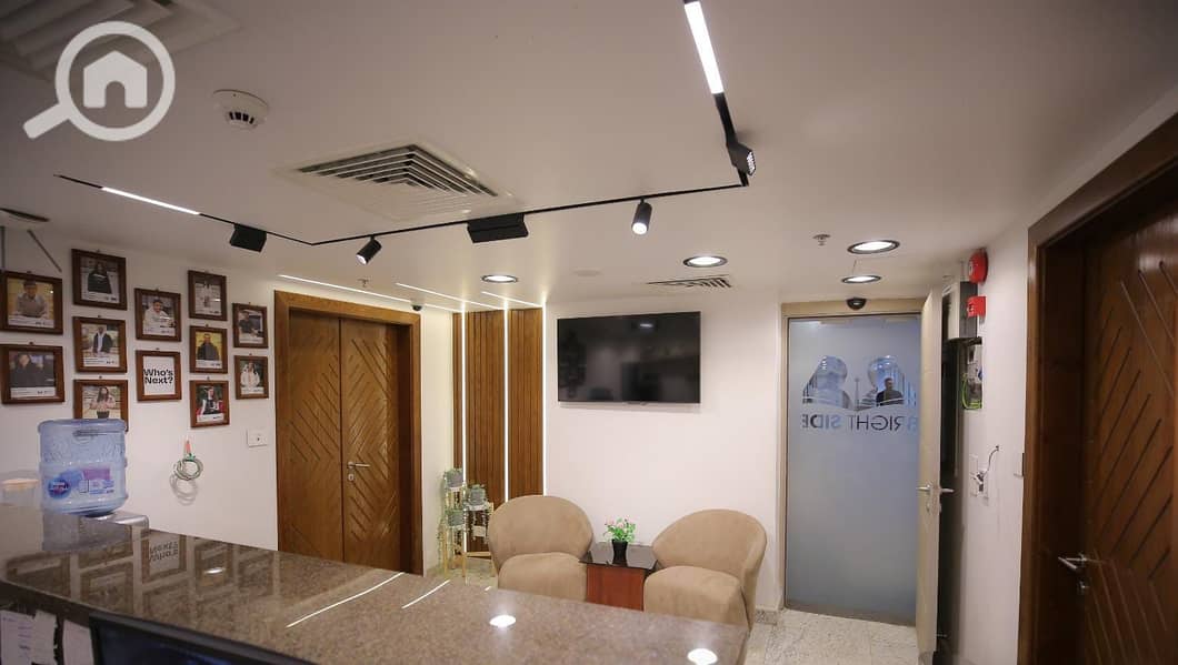 9 cddbb1e6-731b-4662-9580-8856aaef21fc. jpg