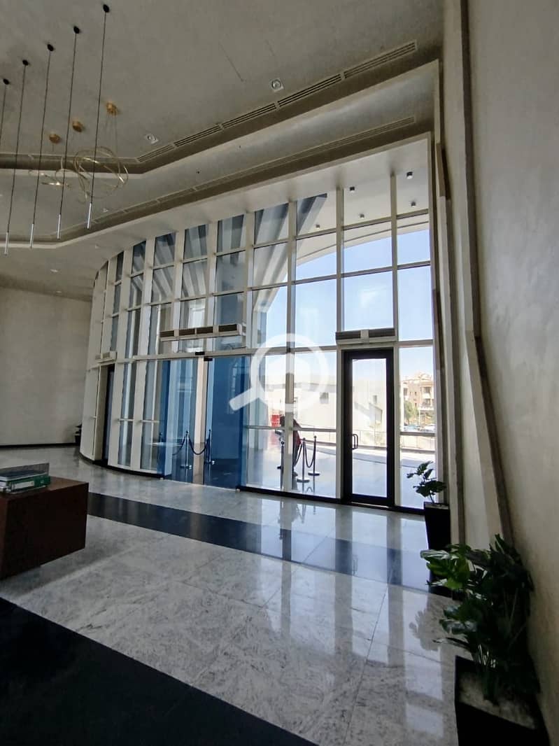 4 8e6a66c3-39f4-4562-b194-b387440895a1. jpg