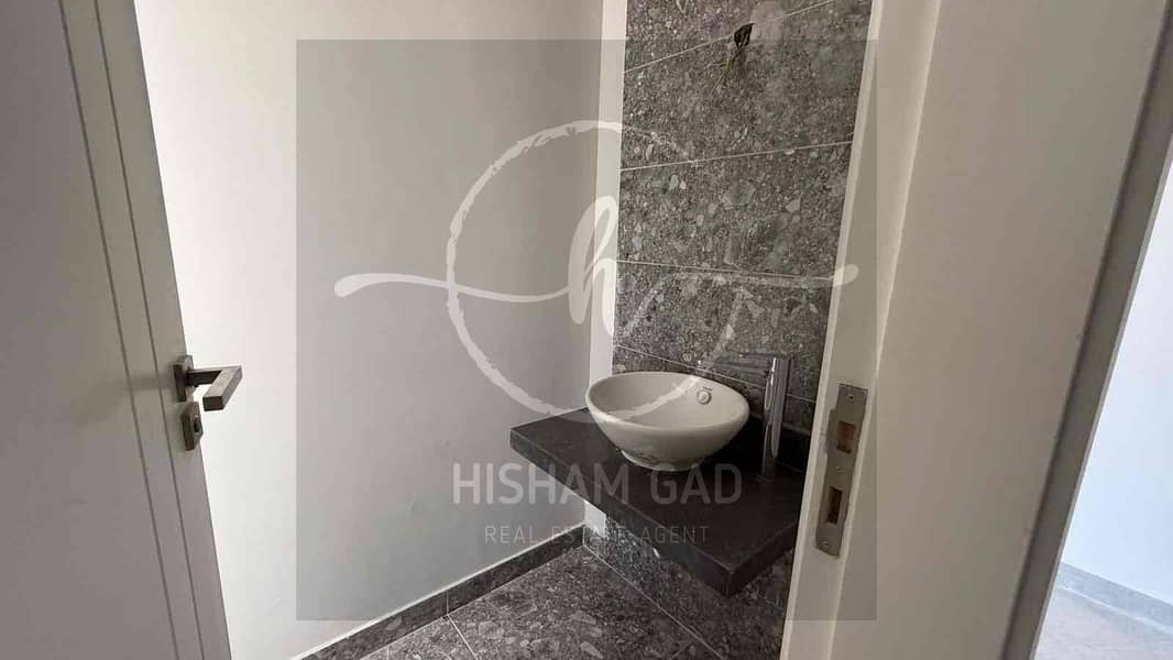 5 a4715538-7391-4074-ac61-bcfc990dc30d. jpg