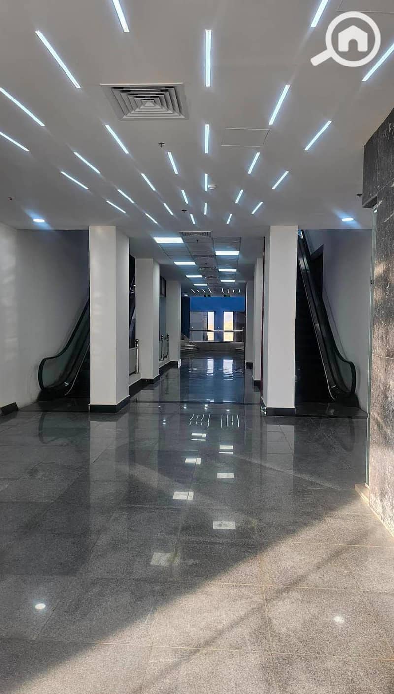 7 c042d626-adfb-4bff-afea-007c9ba2b2e7. jpg