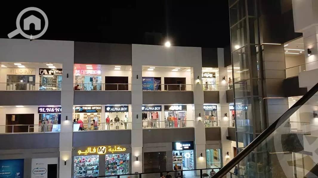 8 761f66db-660c-4437-953b-ffb4c62674cb. jpg