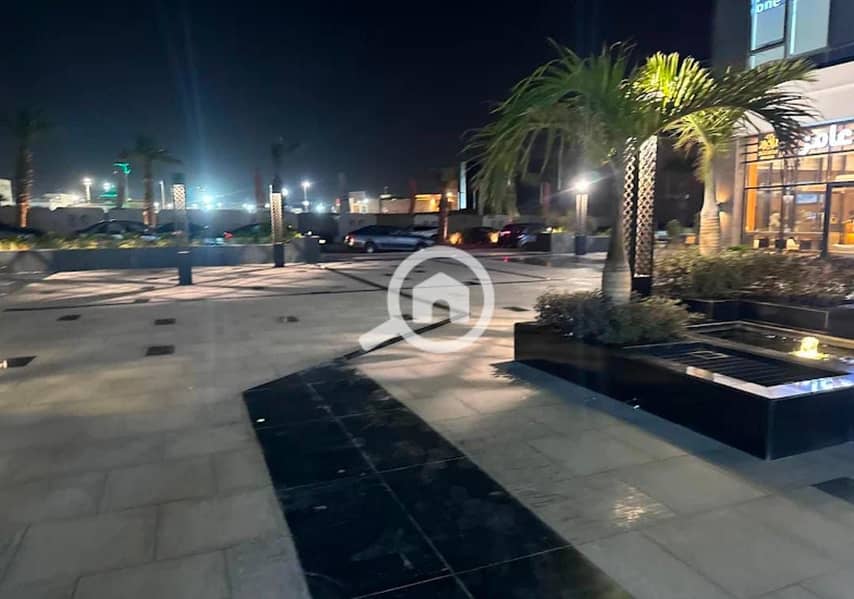 8 cf47f24a-2d26-4cec-a109-645a95f329c6. jpg