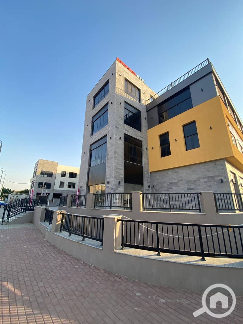 5 31e31c24-b46e-41aa-b3d8-b8ebf6bd957d - Copy. jpg