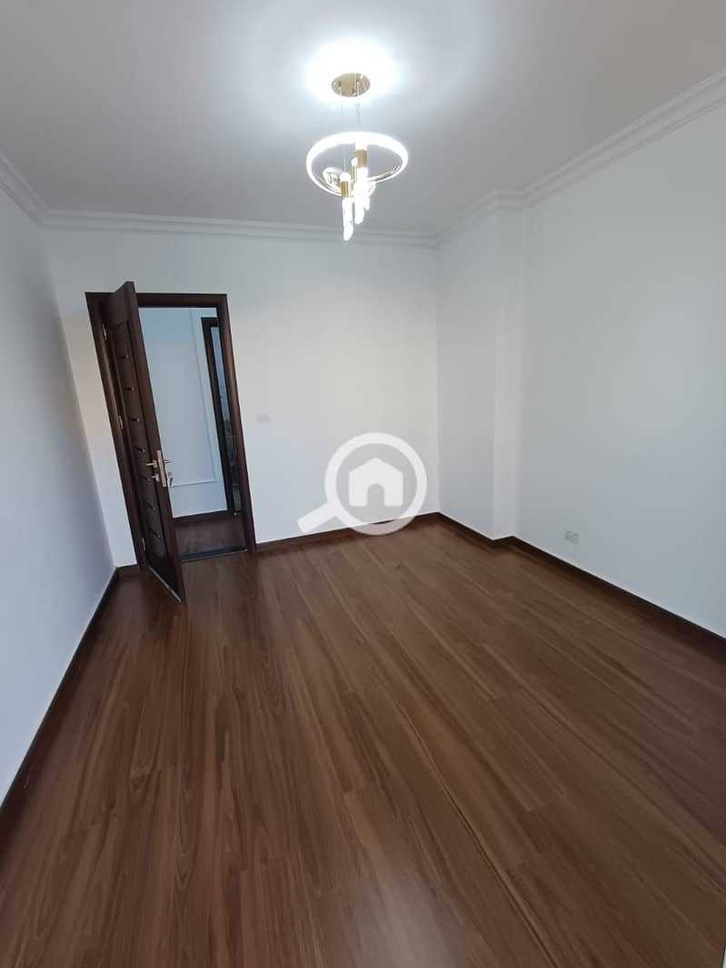 12 WhatsApp Image 2025-11-03 at 8.49. 47 PM. jpeg