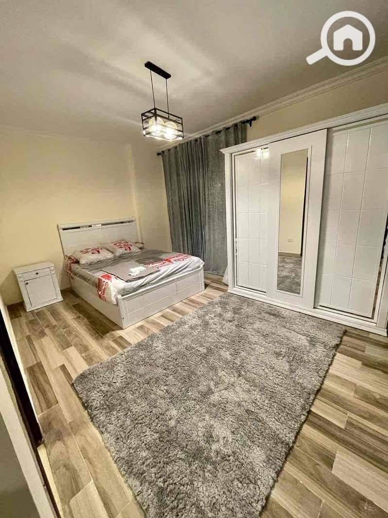 4 8330d6d7-660f-42a7-b048-88f2424139f8. jpg