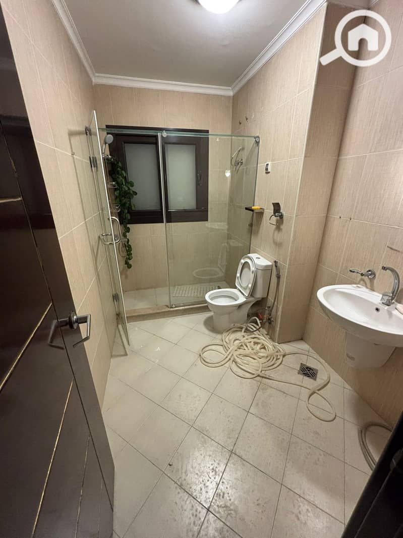 5 WhatsApp Image 2025-10-26 at 10.21. 53 AM (4). jpeg