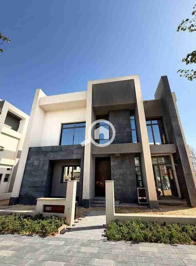 1000594381. jpg 1000594381. jpg