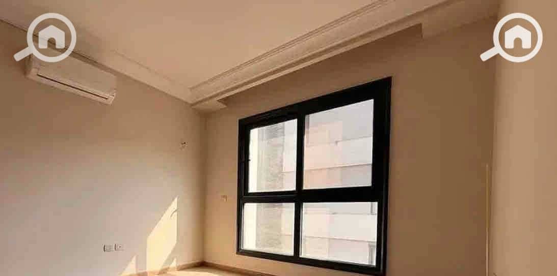 5 uakSJMueXzdmbGKFeZoL8idBbtybiTeZQYQG5cdH. jpg