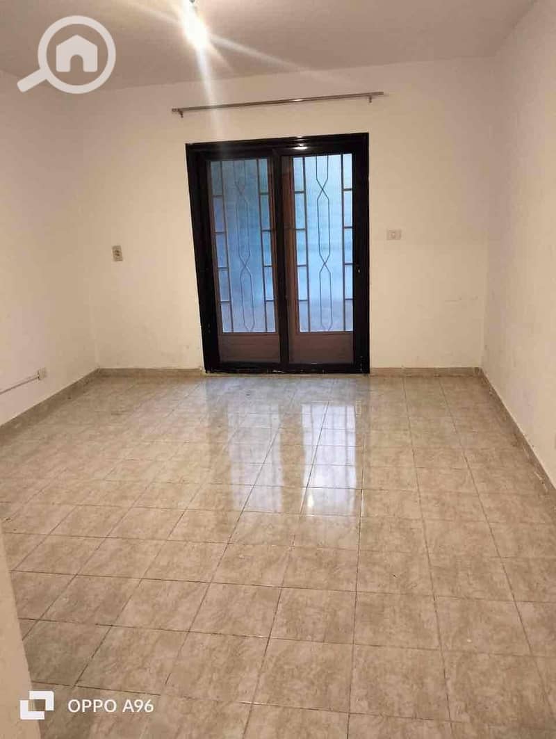 10 1d314703-5b88-4401-b560-9728a474cc83. jpg