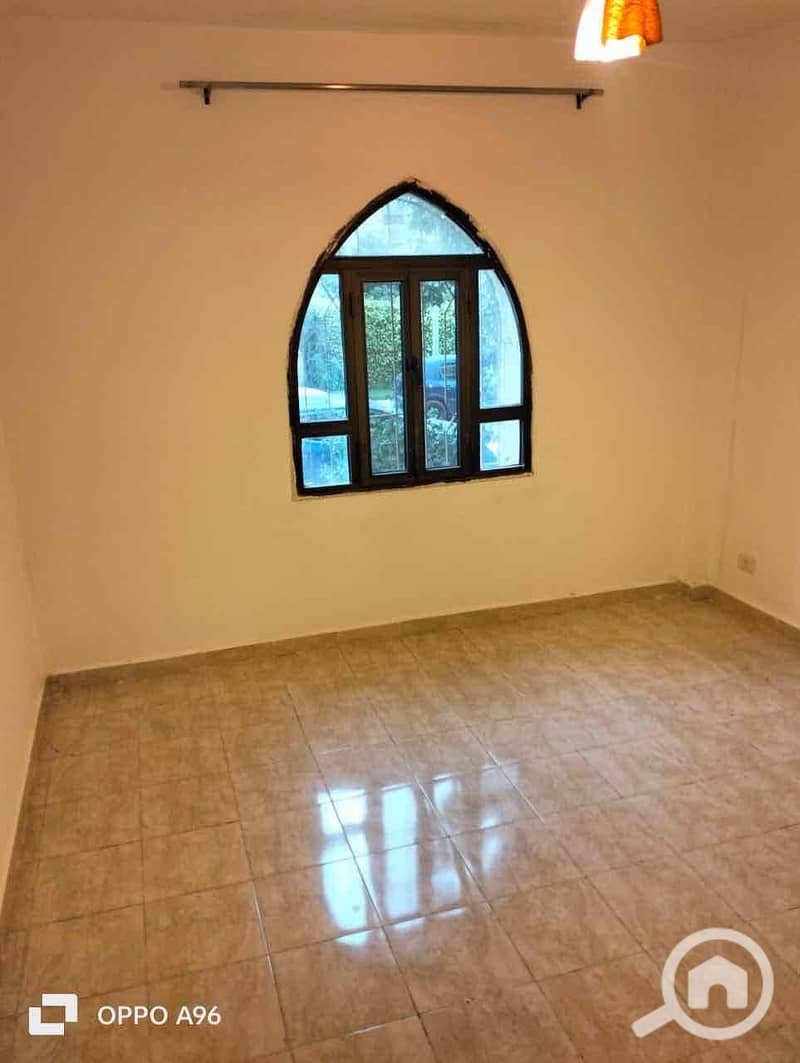 12 c5cb5206-fc44-4b62-b328-16ea83e7404a. jpg