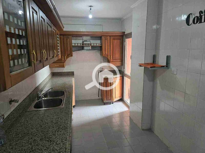 10 IMG_٢٠٢٥١١٠٢_١١٥١٠٢. jpg