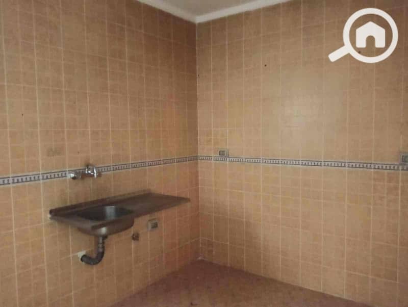 4 276d138c-7ea0-452d-968f-236ccda5a4a9. jpg