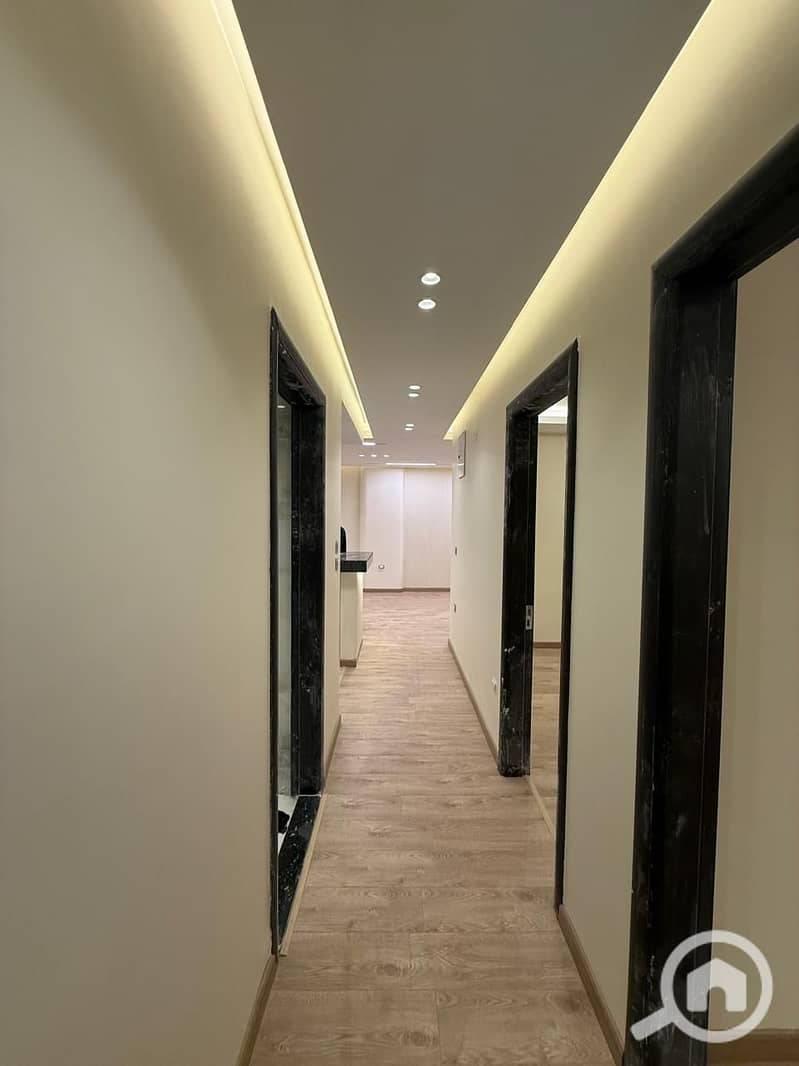 5 9a552726-0a15-4672-9308-29c12e77d4bf. jpg