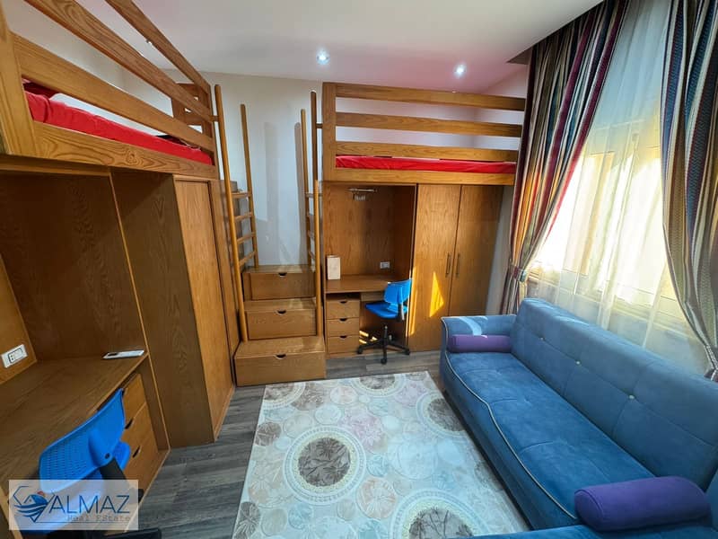 4 WhatsApp Image 2025-10-04 at 1.22. 14 PM (1). jpeg