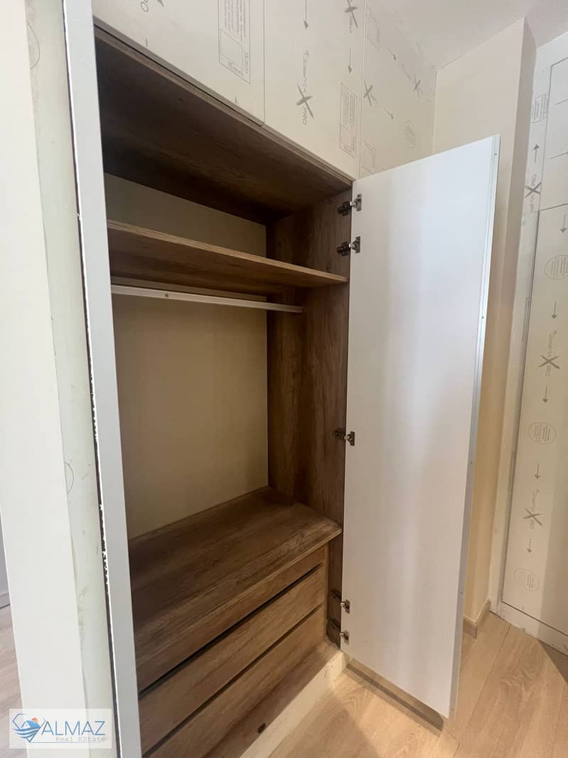 6 WhatsApp Image 2025-10-04 at 12.45. 58 PM (1). jpeg