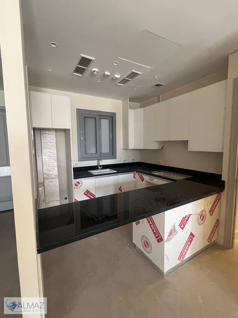 16 WhatsApp Image 2025-10-04 at 12.46. 20 PM. jpeg