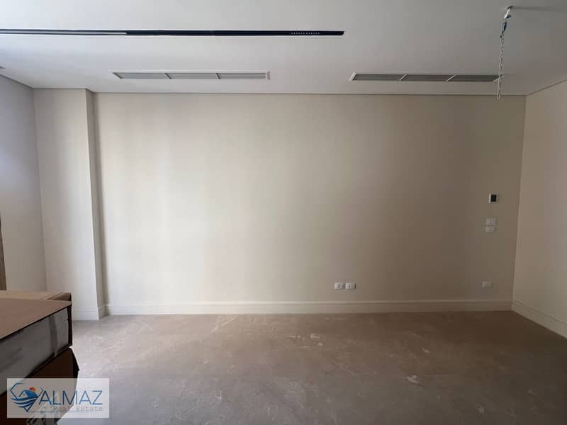 19 WhatsApp Image 2025-10-04 at 12.46. 22 PM. jpeg