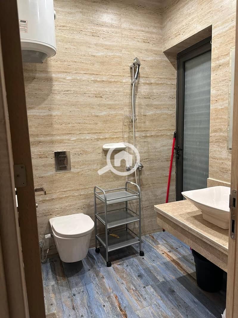 8 WhatsApp Image 2025-11-03 at 11.27. 05. jpeg